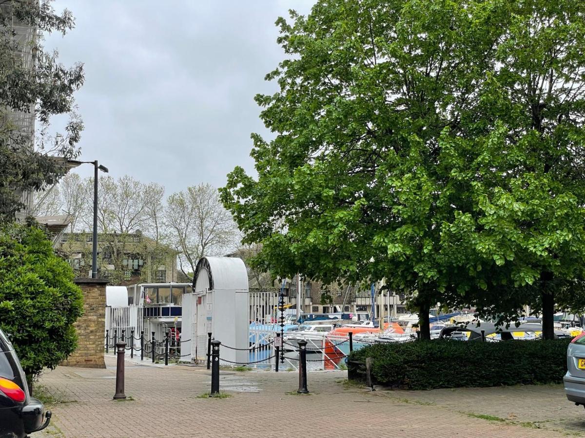 Appartamento Surrey Docks Se16 Near Canada Water N Easy Access Canary Wharf Londra